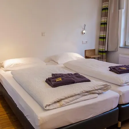 公寓式酒店 Heiligenthaler Hof 朗道因德普法尔茨